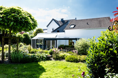 Einfamilienhaus zum Kauf 560.000 € 9 Zimmer 274 m² 1.005 m² Grundstück frei ab sofort Bösperde Menden 58708