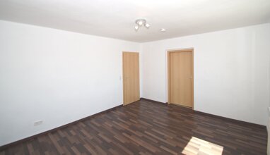 Wohnung zur Miete 312 € 2 Zimmer 48 m² Erdgeschoss Straße des Aufbaus 4 Thräna Borna 04552