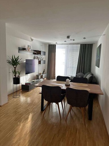 Wohnung zur Miete 412 € 1,5 Zimmer 37 m² Parchim Parchim 19370