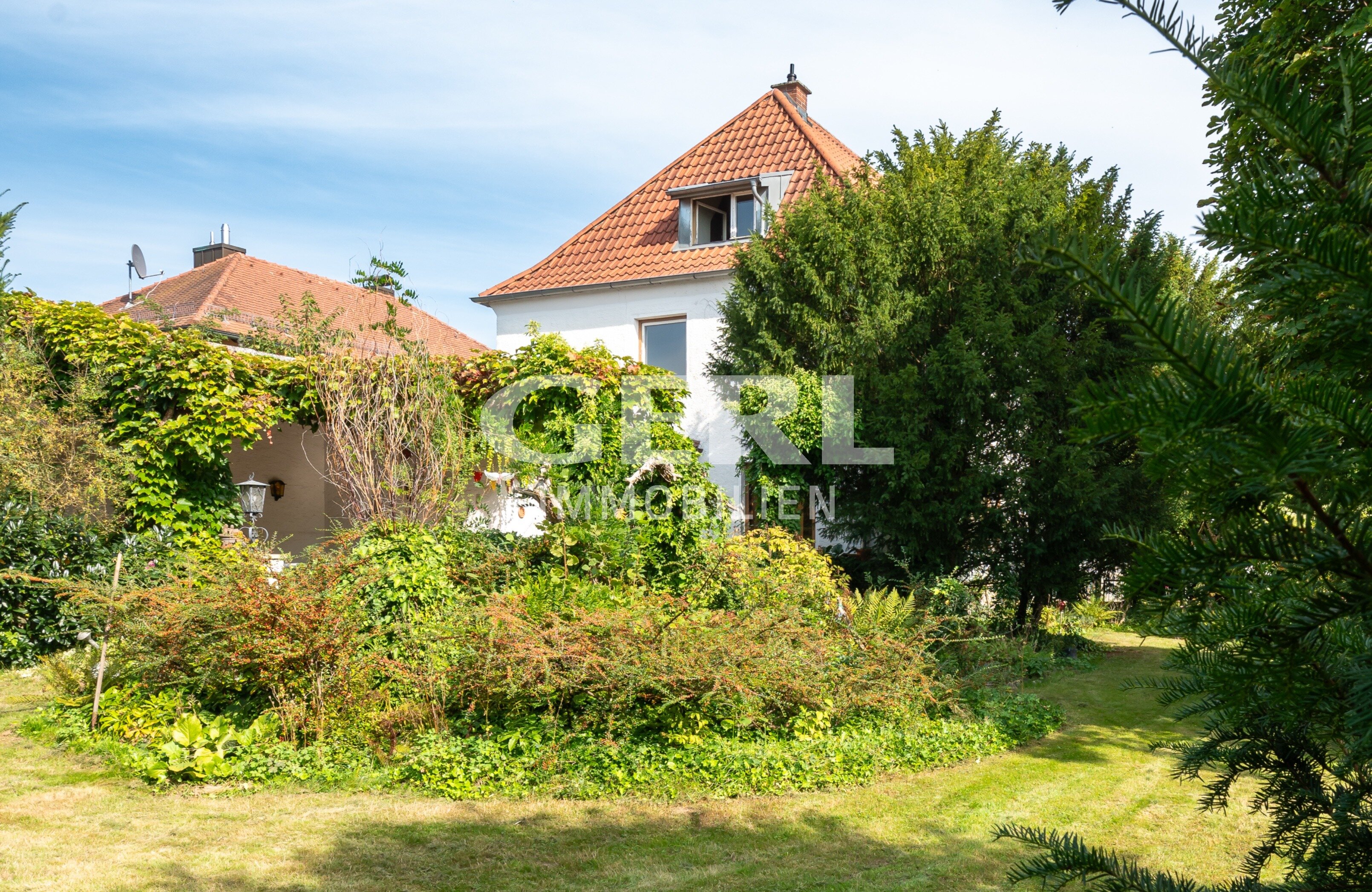 Einfamilienhaus zum Kauf 398.000 € 9 Zimmer 260 m²<br/>Wohnfläche 1.073 m²<br/>Grundstück Bogen Bogen 94327