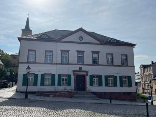 Mehrfamilienhaus zum Kauf als Kapitalanlage geeignet 184.000 € 466,4 m² Markt Hartha 04746