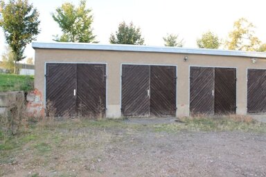 Garage zur Miete provisionsfrei 80 € Hauptstraße 150 Niederrossau Rossau 09661