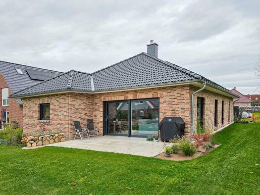 Bungalow zum Kauf 356.200 € 3 Zimmer 101 m² 800 m² Grundstück Beldorf 25557