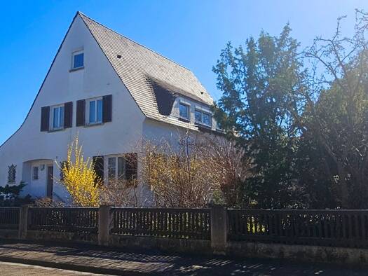 Villa zum Kauf provisionsfrei 629.000 € 9 Zimmer 210 m² 668 m² Grundstück frei ab sofort Frankenthal 67227