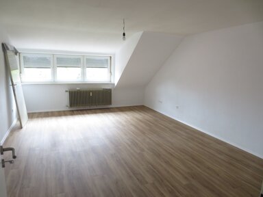 Wohnung zur Miete 945 € 4 Zimmer 105 m² 2. Geschoss frei ab sofort Onolzheim Crailsheim 74564