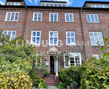 Stadthaus zum Kauf 1.490.000 € 8 Zimmer 226,5 m² 195 m² Grundstück frei ab sofort Enzianstraße 6 Alsterdorf Hamburg 22297