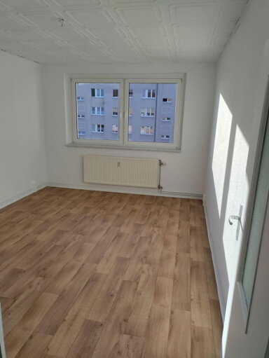 Wohnung zur Miete 220 € 4 Zimmer 58,8 m² 3. Geschoss Arthur Scheibner Ring 2 Mücheln Mücheln 06249