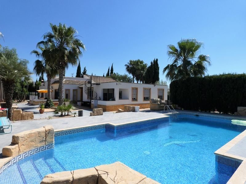 Villa zum Kauf provisionsfrei 474.500 € 9 Zimmer 351 m²<br/>Wohnfläche 8.000 m²<br/>Grundstück Orihuela 03300