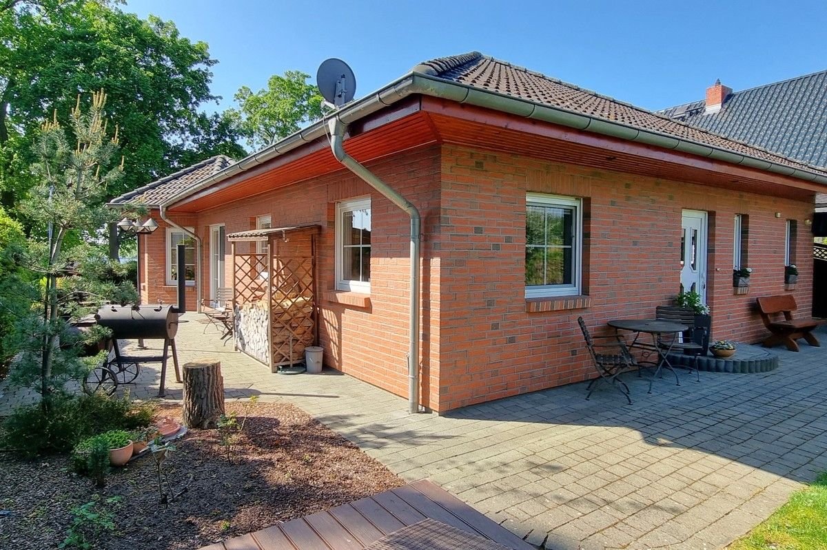 Einfamilienhaus zum Kauf 630.000 € 4 Zimmer 113,5 m²<br/>Wohnfläche 655 m²<br/>Grundstück Oranienburg Oranienburg 16515