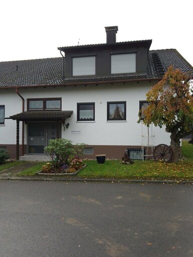 Einfamilienhaus zum Kauf provisionsfrei 650.000 € 10 Zimmer 186 m² 635 m² Grundstück Öschelbronn Gäufelden 71126