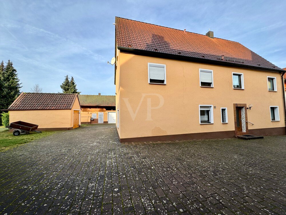 Mehrfamilienhaus zum Kauf 1.200.000 € 7 Zimmer 180 m² 2.806 m² Grundstück Eschenau Eckental 90542
