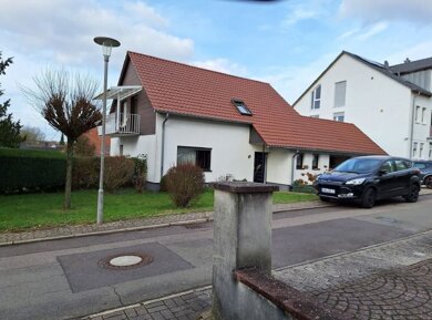 Einfamilienhaus zum Kauf 319.000 € 6 Zimmer 120 m² 840 m² Grundstück St. Ingbert St. Ingbert 66386