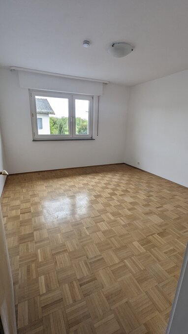 Wohnung zur Miete 1.100 € 4 Zimmer 95 m² 1. Geschoss Forsthausstraße 8 Messel 64409