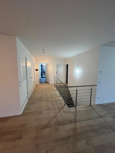 Wohnung zur Miete 1.800 € 3,5 Zimmer 100 m² 3. Geschoss frei ab sofort Ostheim Köln 51107