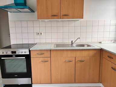 Wohnung zur Miete 330 € 2 Zimmer 47,2 m² Reusaer Straße 15 Reusa / Sorga Plauen 08529