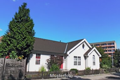Einfamilienhaus zum Kauf Zwangsversteigerung 650.000 € 1 Zimmer 1 m² 764 m² Grundstück Ahausen Bermatingen 88697