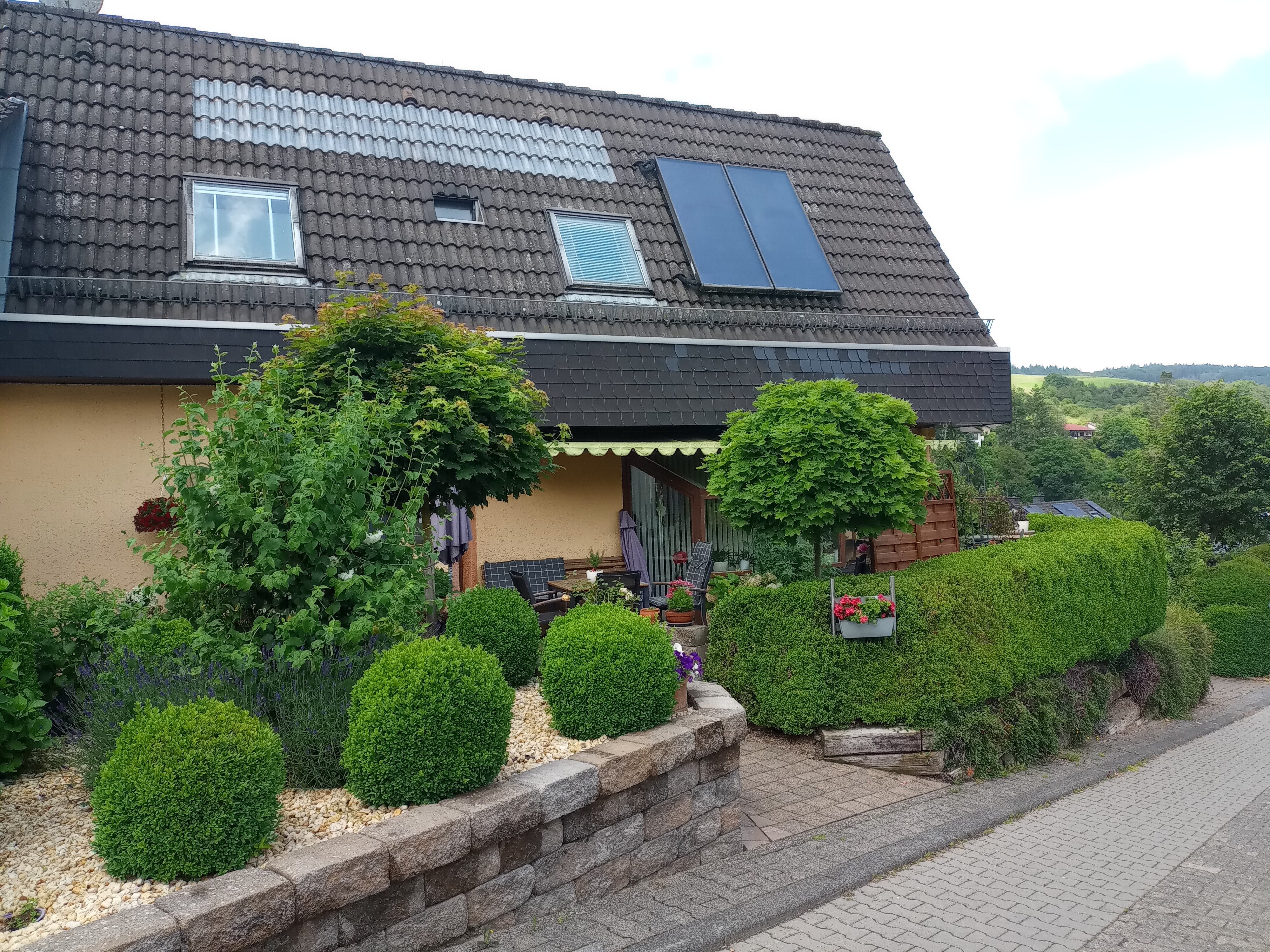 Doppelhaushälfte zum Kauf 478.000 € 6 Zimmer 206 m²<br/>Wohnfläche 422 m²<br/>Grundstück Fischbach Bad Schwalbach 65307