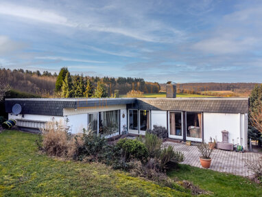 Haus zum Kauf 448.500 € 5,5 Zimmer 173 m² 765 m² Grundstück Naunheim Wetzlar 35584