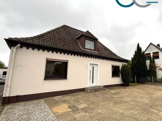 Einfamilienhaus zur Miete 910 € 4 Zimmer 131,7 m² 800 m² Grundstück frei ab sofort Nienburg Nienburg/Weser 31582