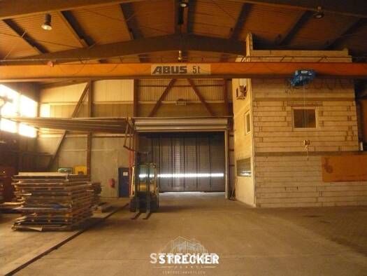 Lagerhalle zum Kauf 2.350.000 € 2.430 m² Lagerfläche Bruchsal 76646