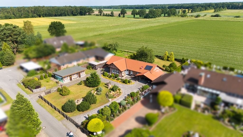Einfamilienhaus zum Kauf 735.000 € 4 Zimmer 126 m²<br/>Wohnfläche 1.895 m²<br/>Grundstück Radbruch 21449