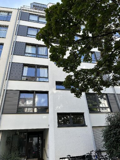 Wohnung zum Kauf 179.000 € 1 Zimmer 27 m² 5. Geschoss Genter Str. 13-15 Neustadt - Nord Köln 50672