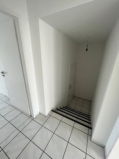 Wohnung zur Miete 323 € 2 Zimmer 62 m² 1. Geschoss Wehringhauser Str. 25a Kuhlerkamp Hagen 58089
