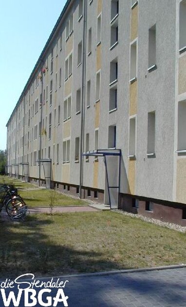 Wohnung zur Miete 440 € 4 Zimmer 70,1 m² 2. Geschoss Franz-Mehring-Straße 2 Stendal Stendal 39576