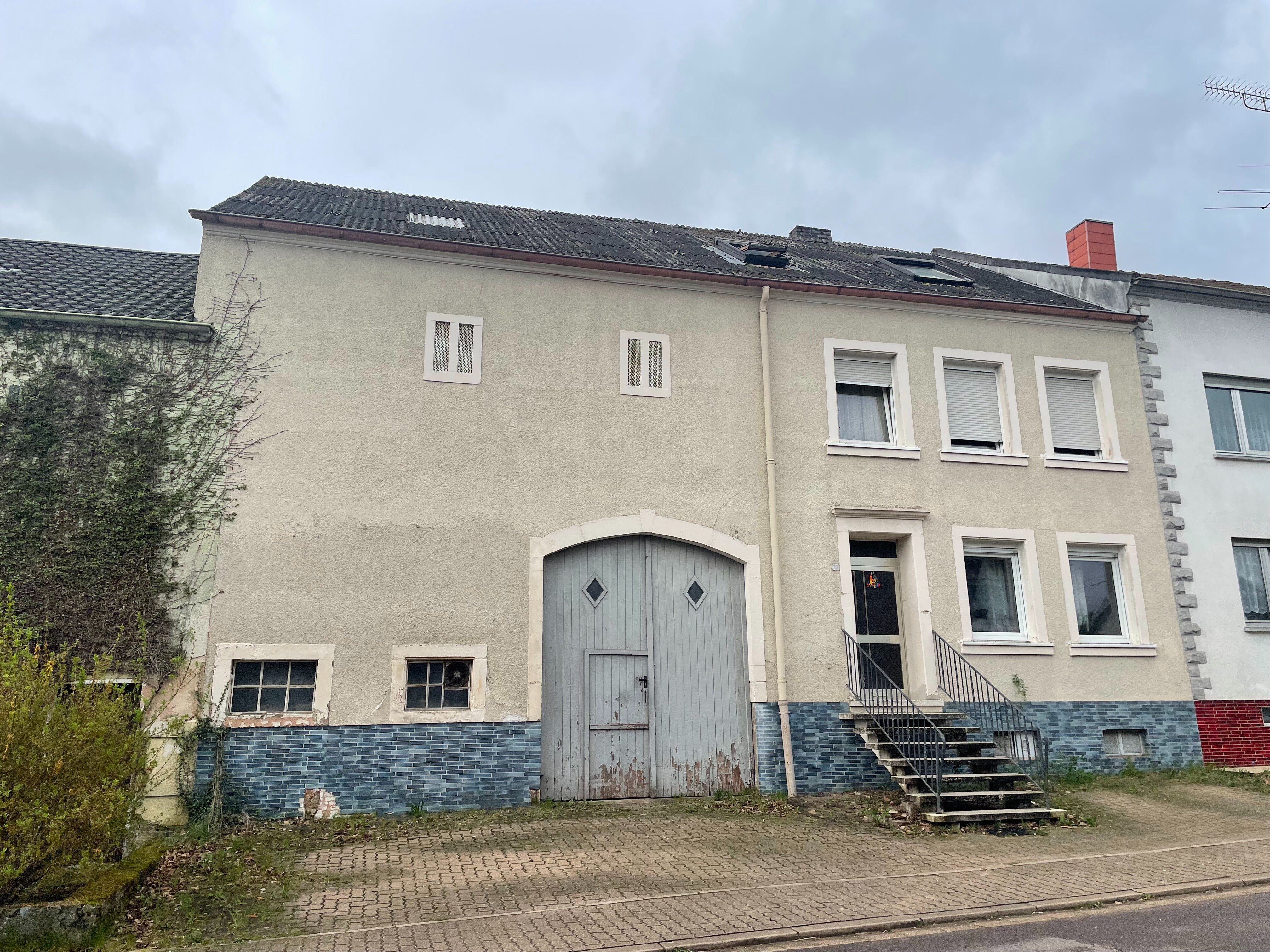 Bauernhaus zum Kauf 139.000 € 7 Zimmer 140 m²<br/>Wohnfläche 900 m²<br/>Grundstück Bachem Losheim am See 66679