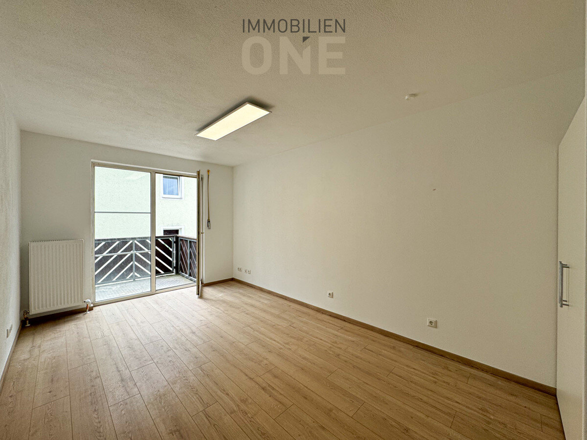 Wohnung zur Miete 435 € 1 Zimmer 25,4 m²<br/>Wohnfläche 1. Stock<br/>Geschoss Amberger Straße 129 Sallern - Gallingkofen Regensburg / Gallingkofen 93057