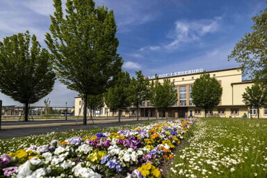 Laden zur Miete provisionsfrei 297,8 m² Verkaufsfläche Bahnhofsplatz 1 Merseburg Merseburg 06217