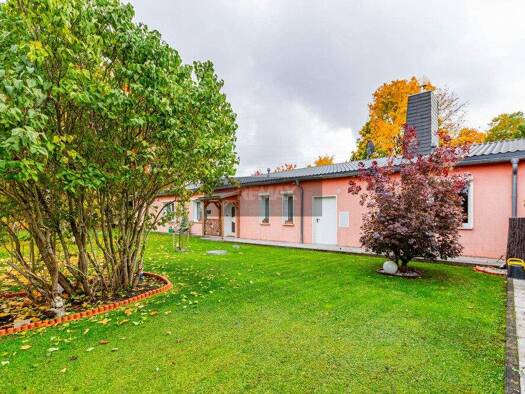 Bungalow zum Kauf 390.000 € 8 Zimmer 250 m² 1.750 m² Grundstück Harra Rosenthal am Rennsteig ( Harra) 07366