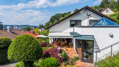 Einfamilienhaus zum Kauf 1.350.000 € 5,5 Zimmer 175 m² 676 m² Grundstück Südstadt Ravensburg 88214