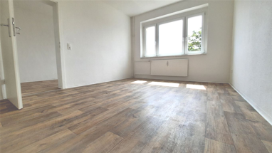 Wohnung zur Miete 310 € 3 Zimmer 55,6 m² 1. Geschoss Schmaler Weg 4 Elsterwerda Elsterwerda 04910