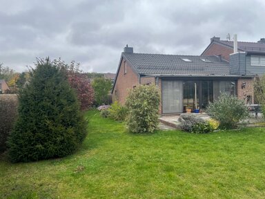 Reihenendhaus zum Kauf provisionsfrei 250.000 € 6 Zimmer 140 m² 688 m² Grundstück Steinmühlenkamp Helmstedt 38350