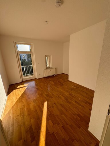 Wohnung zur Miete 660 € 3 Zimmer 70,4 m² 1. Geschoss frei ab sofort Hauptstraße 37 Markkleeberg Markkleeberg 04416