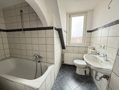 Studio zur Miete 626 € 3 Zimmer 69,6 m² 3. Geschoss frei ab 01.04.2025 Frankenvorstadt Stralsund 18439