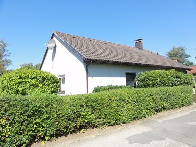 Bungalow zum Kauf 196.000 € 4 Zimmer 104 m² 565 m² Grundstück frei ab sofort Heidweg 3 Wietze Wietze 29323