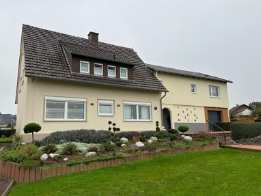 Mehrfamilienhaus zum Kauf 210.000 € 9 Zimmer 200 m² 832 m² Grundstück Wilhelmshöhe 10 Rösebeck Borgentreich 34434