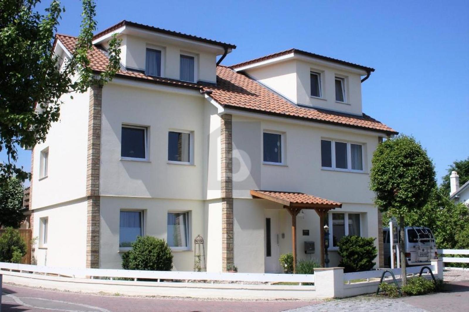Mehrfamilienhaus zum Kauf 949.000 € 10 Zimmer 376 m²<br/>Wohnfläche 837 m²<br/>Grundstück Kellenhusen Kellenhusen 23746