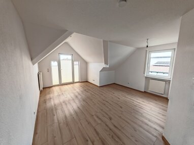 Wohnung zur Miete 635 € 3 Zimmer 76,9 m² 2. Geschoss Rennweg 16a Bad Königshofen Bad Königshofen i.Grabfeld 97631