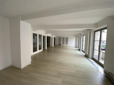 Bürogebäude zur Miete 12 € 510 m² Bürofläche teilbar ab 164 m² Altstadt / Innenstadt 15 Fürth 90762