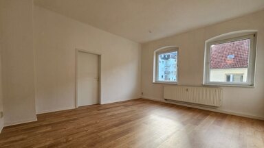 Wohnung zur Miete 440 € 3 Zimmer 81,6 m² 2. Geschoss Lutherstraße 15 Aue 08280