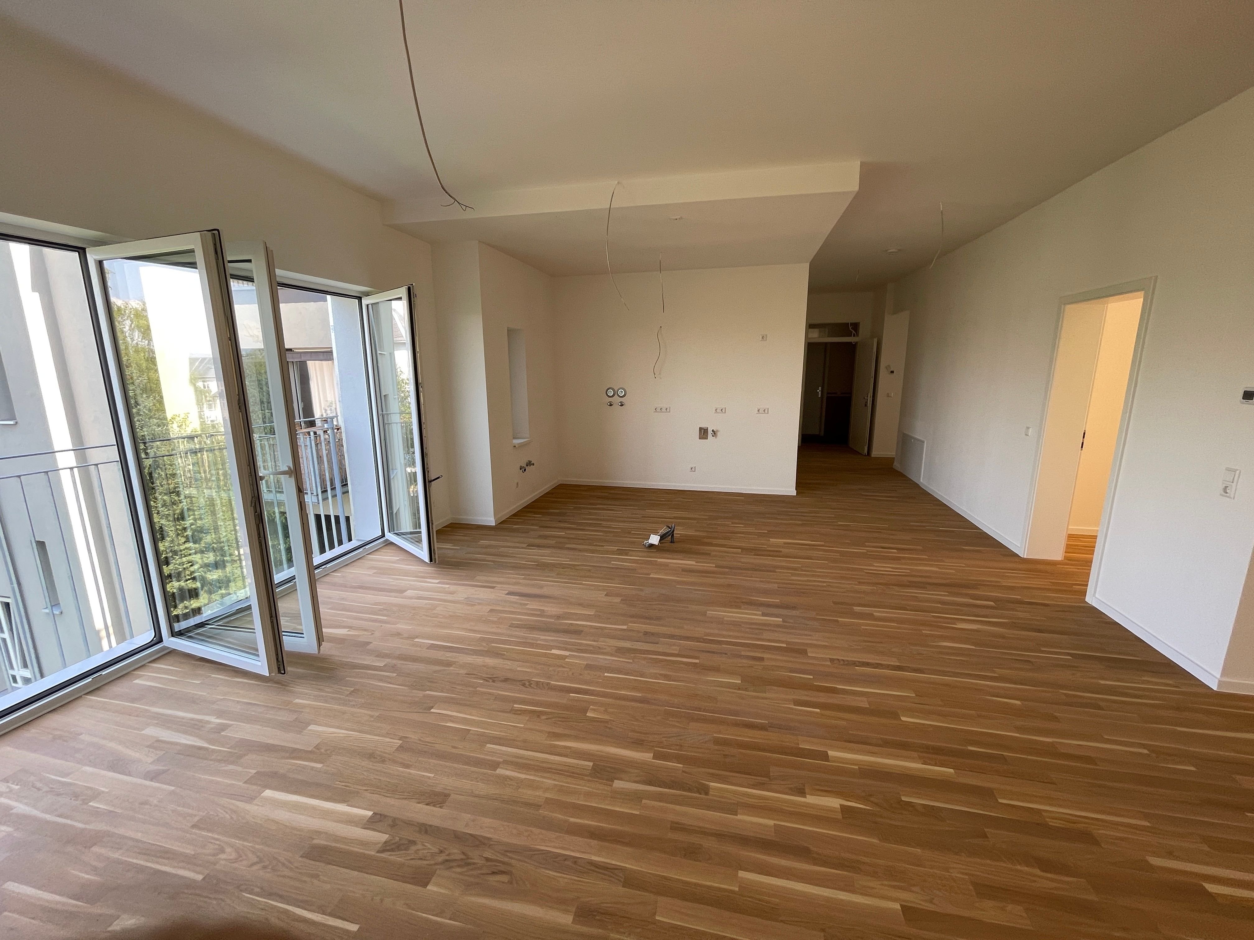 Wohnung zur Miete 796 € 3 Zimmer 106,1 m²<br/>Wohnfläche 3.<br/>Geschoss ab sofort<br/>Verfügbarkeit Würzburger Straße 43 Sonnenberg 212 Chemnitz 09130