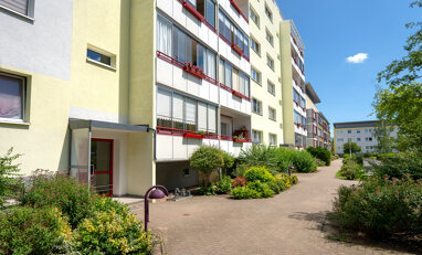 Wohnung zur Miete 249 € 4 Zimmer 75,5 m² 6. Geschoss Rudolf-Virchow-Straße 13 Stadtgebiet Ost Neubrandenburg 17036