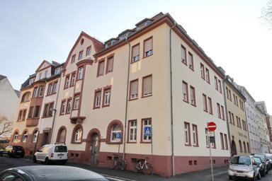 Wohnung zur Miete 565 € 2 Zimmer 52 m² 3. Geschoss frei ab 01.02.2025 Stadelmannstraße 47 Stadtmitte Bayern - Aschaffenburg 63739