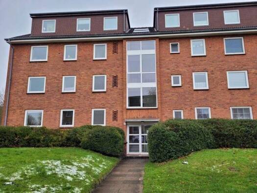 Wohnung zur Miete 650 € 4 Zimmer 81,4 m² 1. Geschoss frei ab 01.03.2026 Björnssonstr. 52 Neustadt Flensburg 24939