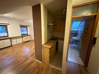 Wohnung zur Miete 385 € 1 Zimmer 25 m² frei ab sofort Oberhochstatt Weißenburg / Oberhochstatt 91790