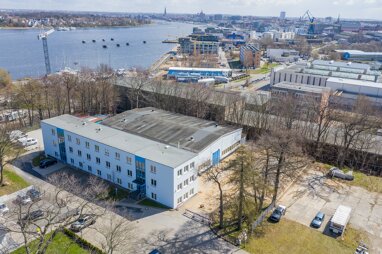 Halle/Industriefläche zur Miete 5,20 € 588 m² Lagerfläche Kröpeliner-Tor-Vorstadt Rostock 18069