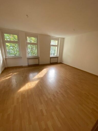 Wohnung zur Miete Wohnen auf Zeit 520 € 3 Zimmer 83,6 m² frei ab sofort Luther Str. . Wormser Platz Magdeburg 39112